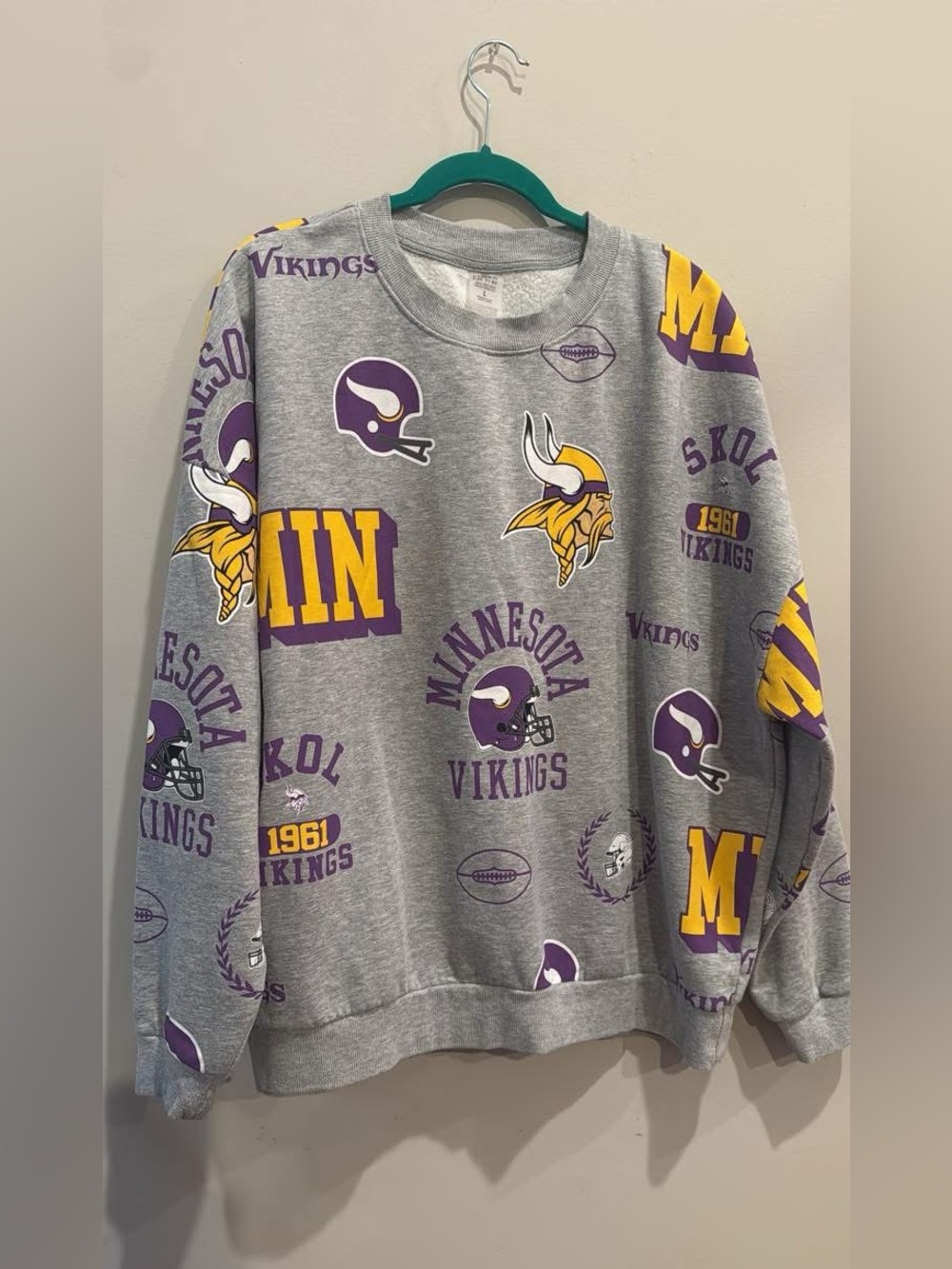 Minnesota Vikings Gray Crewneck Sweatshirt with Purple & Gold Logos